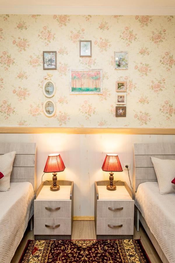 Lovely Apartment Тбілісі Екстер'єр фото